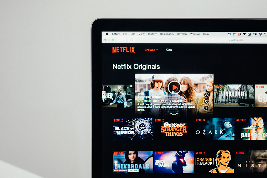 Denuncias contra Netflix, Amazon y Apple por incumplir el RGPD